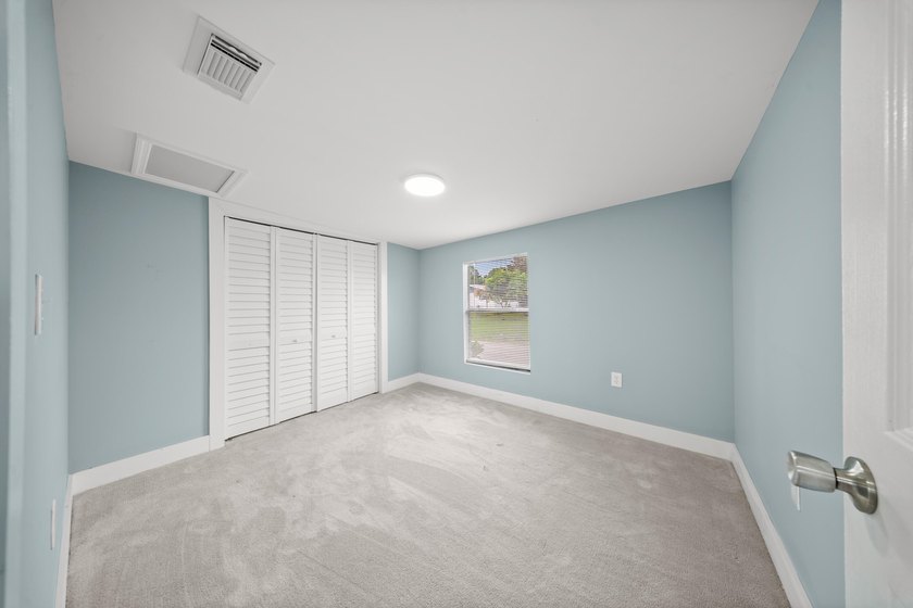 Fully renovated home in the heart of Fort Pierce! This 3-bedroom - photo 12