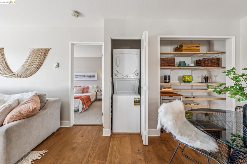 Current loan with a 2.75% interest rate. Possible to assume, but - photo 17