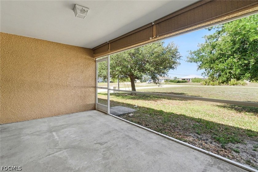 Welcome to this well-maintained and move-in ready home located - photo 22