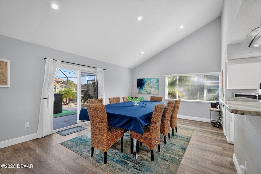 Vintage Contemporary Waterfront -- Fully Furnished &amp; Turnkey - photo 25