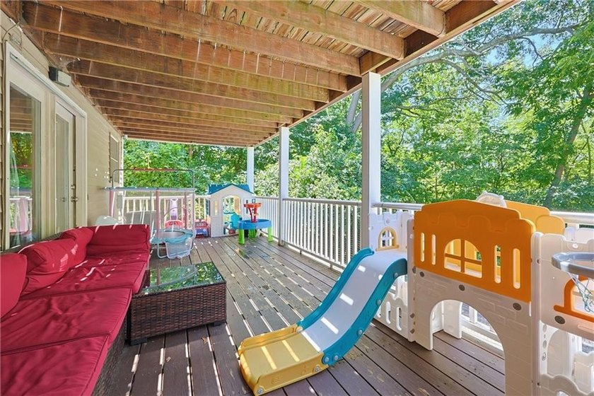 Enjoy the ease of one-level living in this desirable end-unit - photo 29