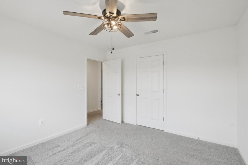 Built in 2022 and meticulously maintained, this Richmond - photo 33