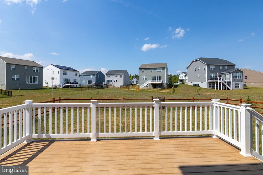 Built in 2022 and meticulously maintained, this Richmond - photo 38