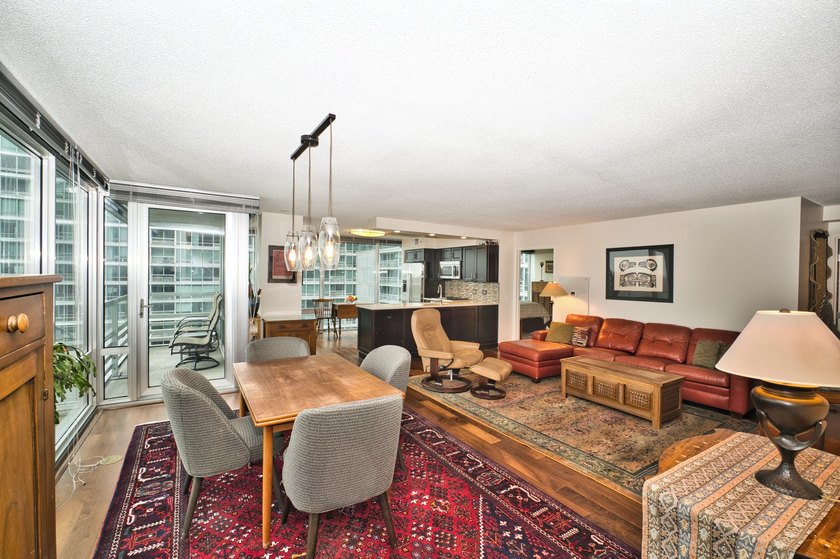 Optima Old Orchard Woods Luxury Living in this 1500 Sq Ft Corner - photo 10