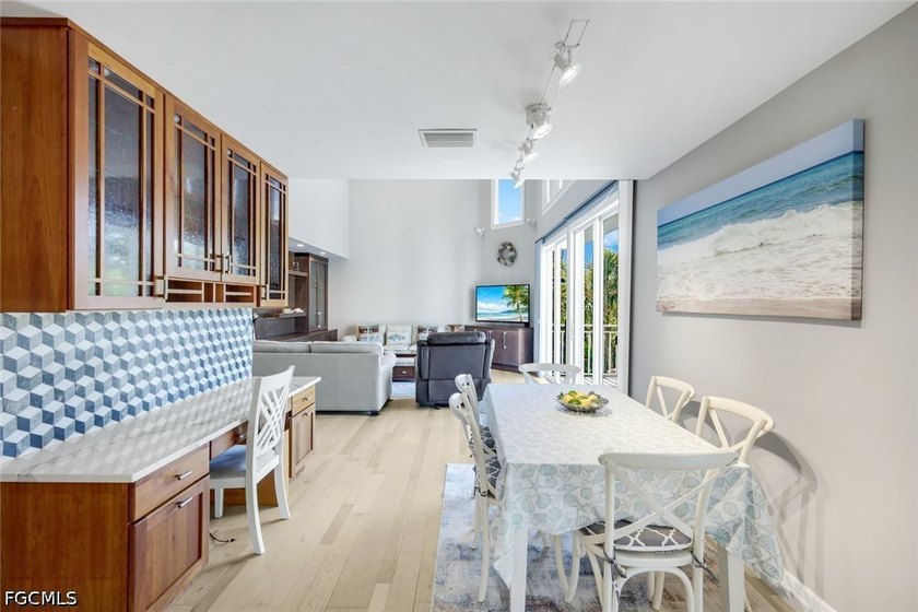 1111 Schooner Place, a stunning waterfront home on Sanibel - photo 15