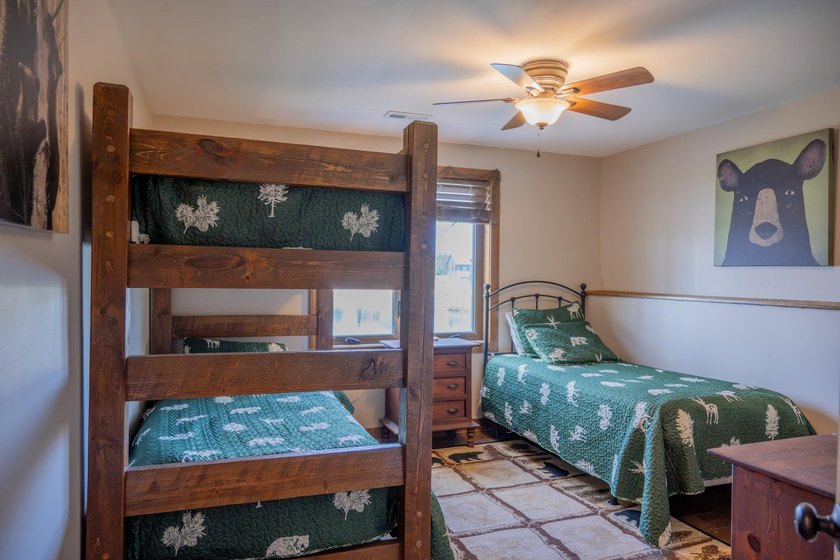 Incredible upgrades at this home on Island Lake! Enjoy a prime - photo 25