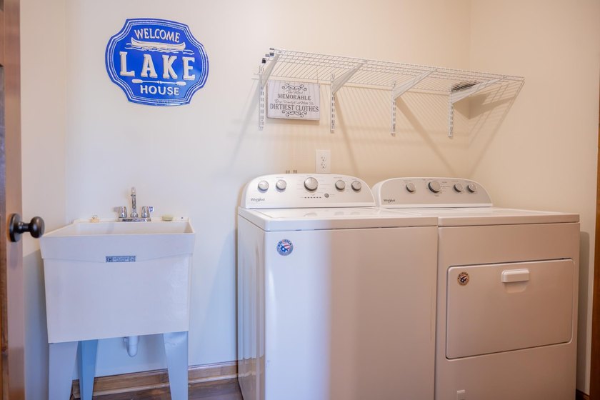 Incredible upgrades at this home on Island Lake! Enjoy a prime - photo 29