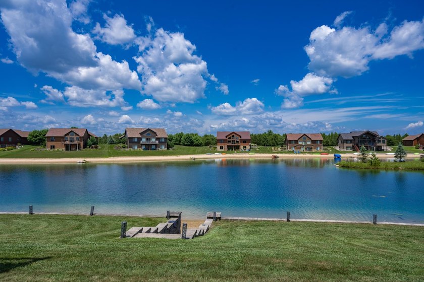 Incredible upgrades at this home on Island Lake! Enjoy a prime - photo 37