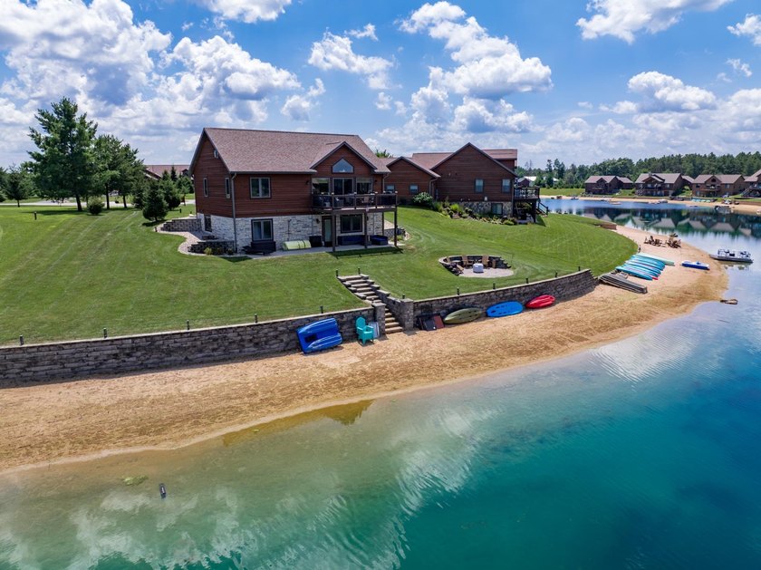 Incredible upgrades at this home on Island Lake! Enjoy a prime - photo 39
