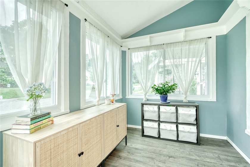 Welcome home to this beautifully maintained colonial! Fun and - photo 16