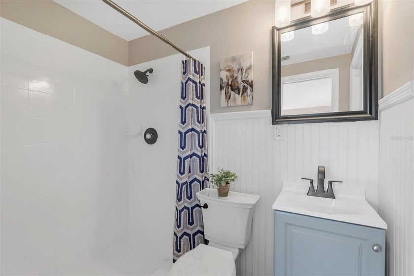 **WOW! BEST DEAL in HOLIDAY with NO HOA!** This contemporary - photo 12