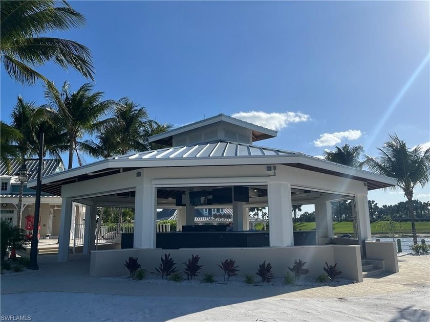 WELCOME TO THIS AMAZING ATTACHED VILLA SITUATED ON A PARK-LIKE - photo 31