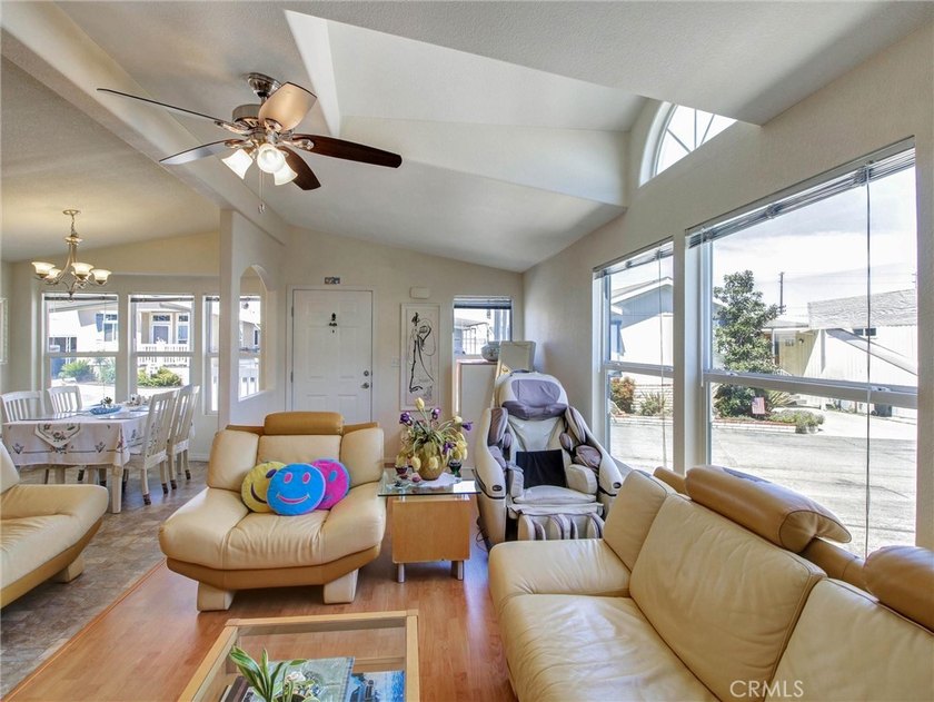 This Beautiful 2013 Doublewide Manufactured Home with Lots of - photo 2