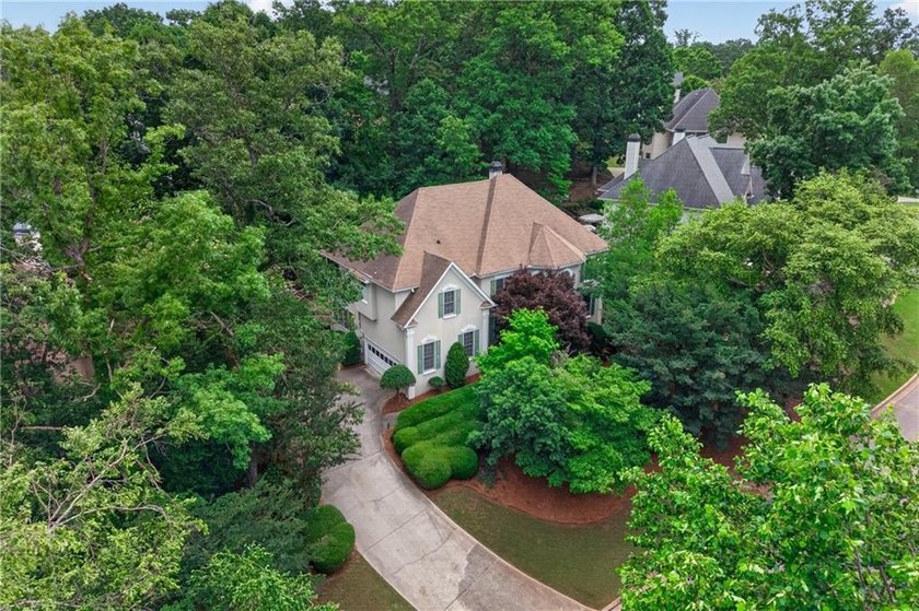 Welcome to River Plantation - One of Duluth's Most Sought-After - photo 2