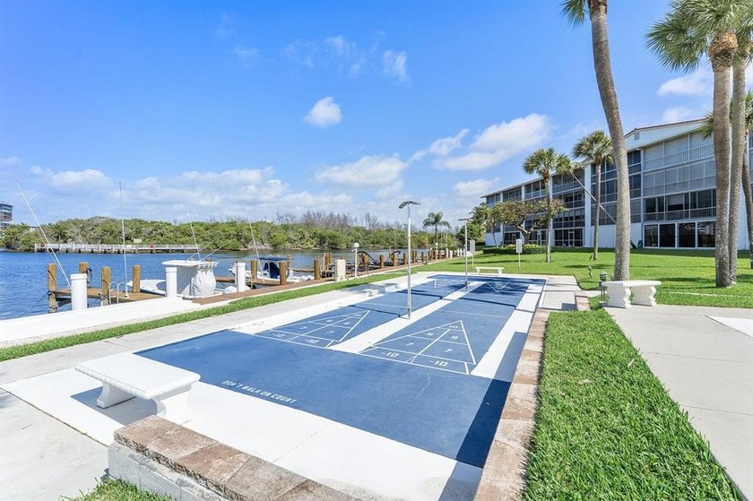 Experience the South Florida lifestyle in this tastefully - photo 15