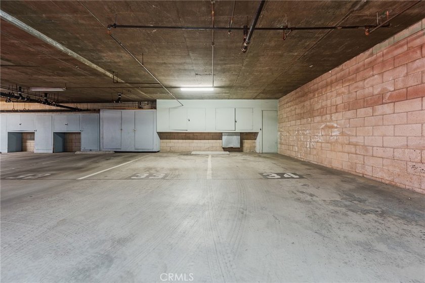 Wowza, Wowza, Wowza...A rare opportunity to own in one of the - photo 20