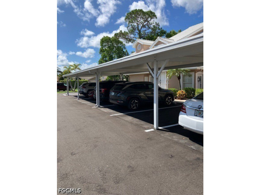 Discover easy Florida living in this beautifully updated - photo 22