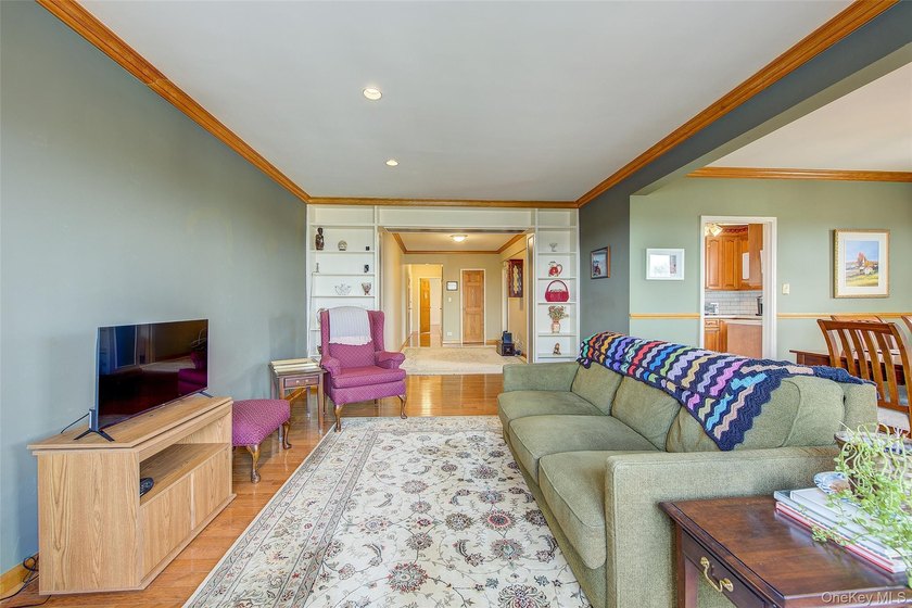 Welcome to the George Washington, a premier building in Forest - photo 7