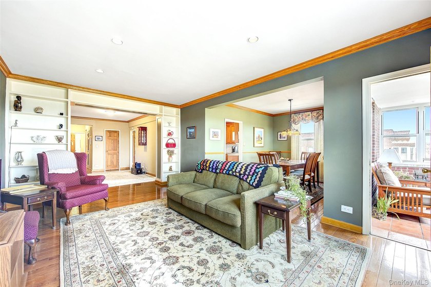 Welcome to the George Washington, a premier building in Forest - photo 8