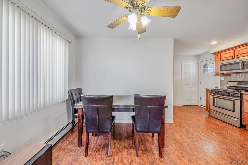 Welcome to this beautifully maintained 3 bedroom, 2 full - photo 8