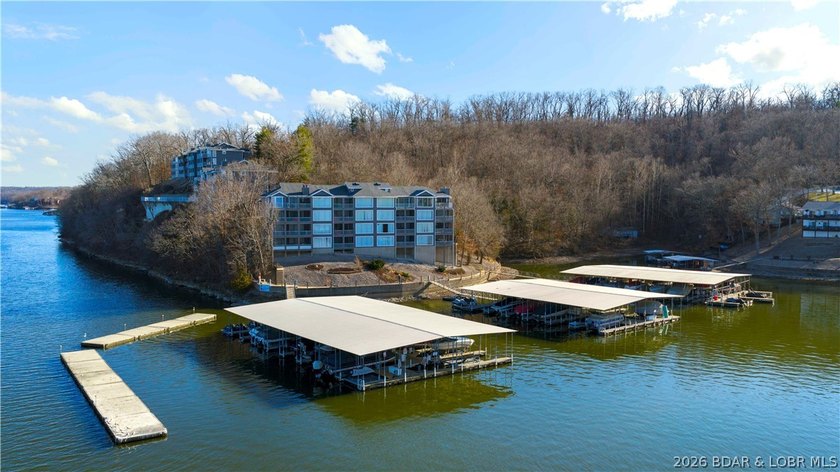 Welcome to 312 Windsor Bay #2A! This beautifully furnished - photo 35