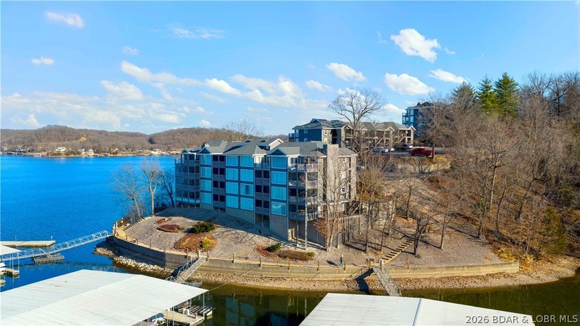 Welcome to 312 Windsor Bay #2A! This beautifully furnished - photo 37