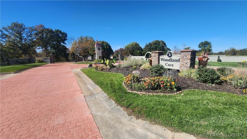 Perfect lot to build your dream home! Located in Woodland Cove - photo 6