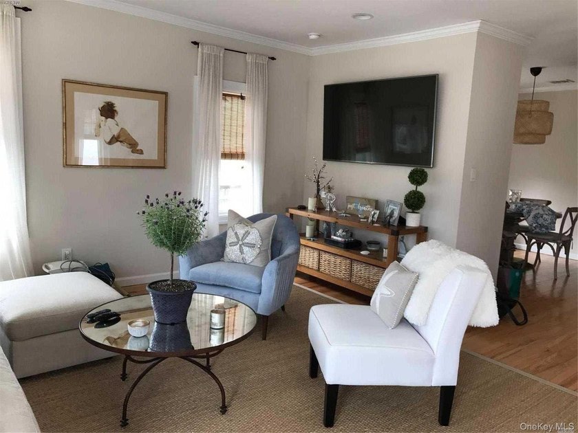 Live the Beachside lifestyle in Long Beach with this beautifully - photo 3