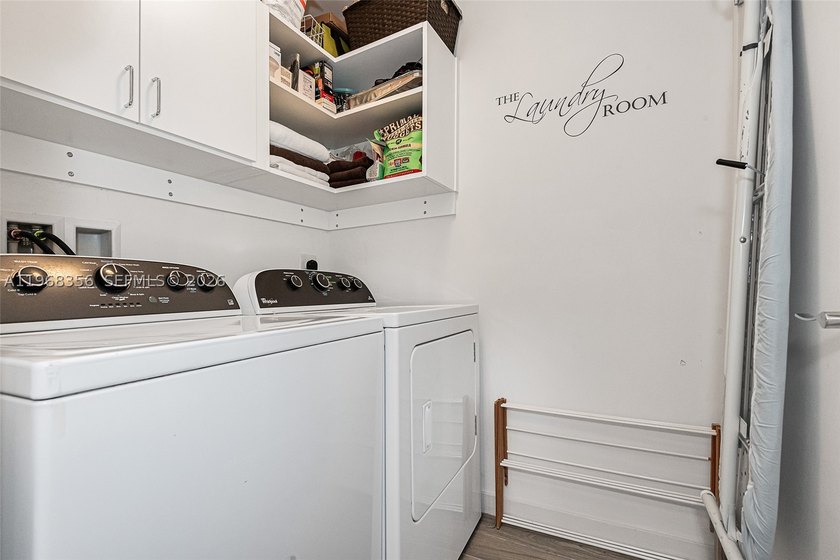 REDUCED - READY FOR OFFERS AND CONTRACTS - High floor, spacious - photo 24