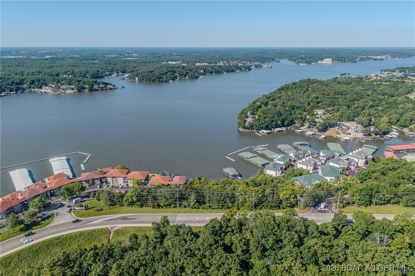 Rare opportunity to own 3.10 acres of prime land in the heart of - photo 2