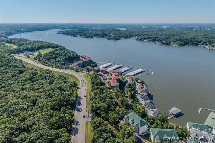 Rare opportunity to own 3.10 acres of prime land in the heart of - photo 9