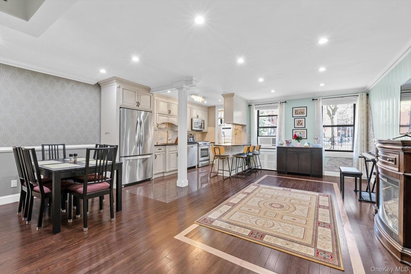 Welcome to this inviting and well-designed apartment in the - photo 4