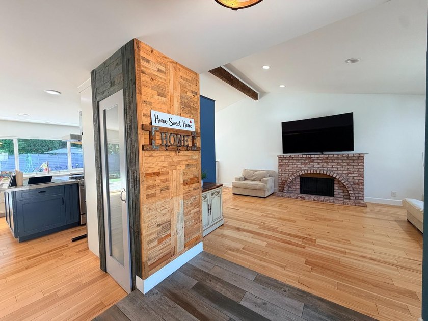 Welcome to 3180 Cheshire Dr, a beautifully appointed home - photo 15