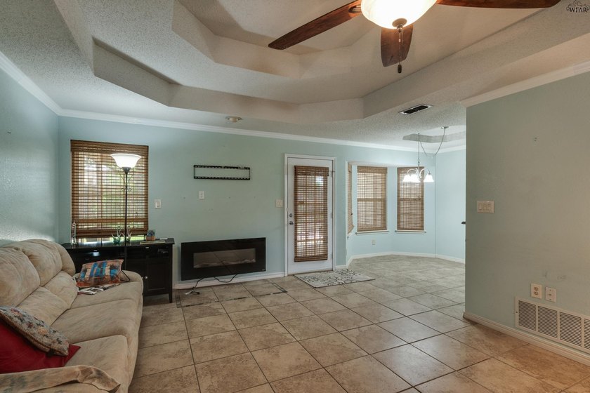 Welcome home to this updated Sikes Estates property featuring a - photo 8