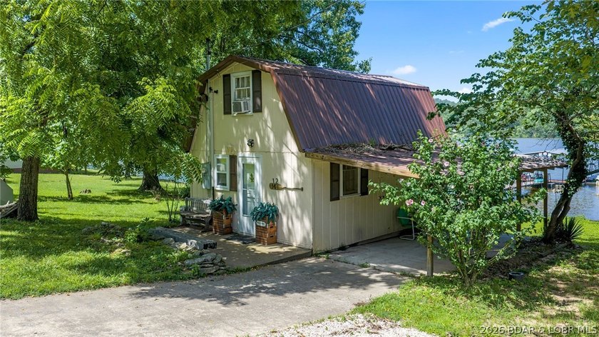 Escape to the lake with this charming 1-bedroom, 1-bath - photo 31