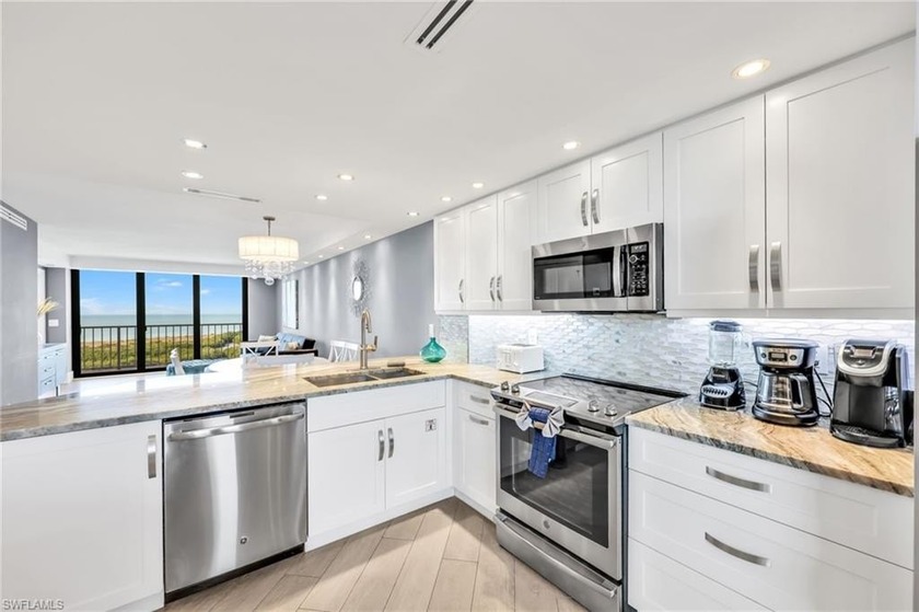 Turnkey furnished 2-bedroom, 2-bath condominium located in Tower - photo 7