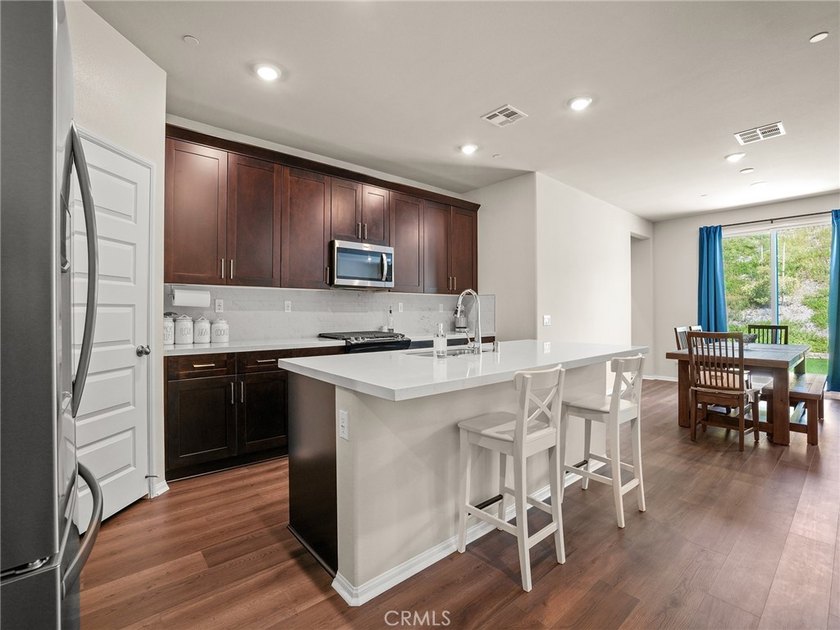 Corner lot. 2024 build. Zero wear and tear. This 3-bedroom - photo 6