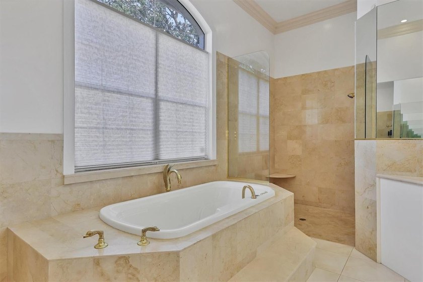 Immerse yourself in the tranquility of 5331 Siesta Cove Drive, a - photo 17