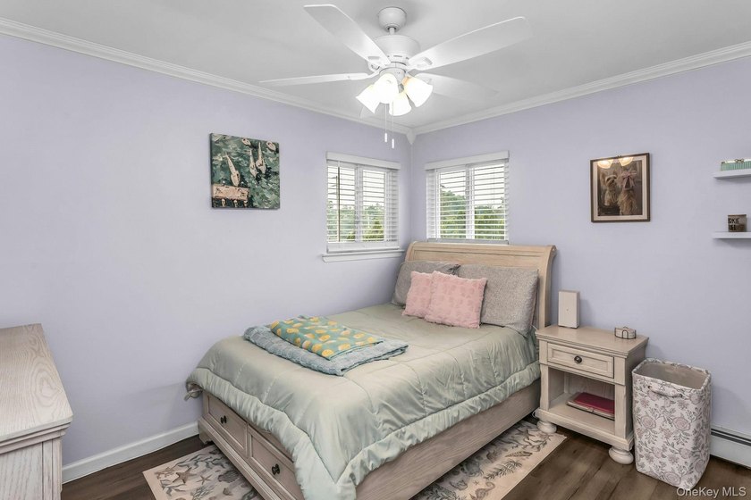 LEGAL ACCESSORY APARTMENT in this 2200 Sq Ft Hi-Ranch! Featuring - photo 23