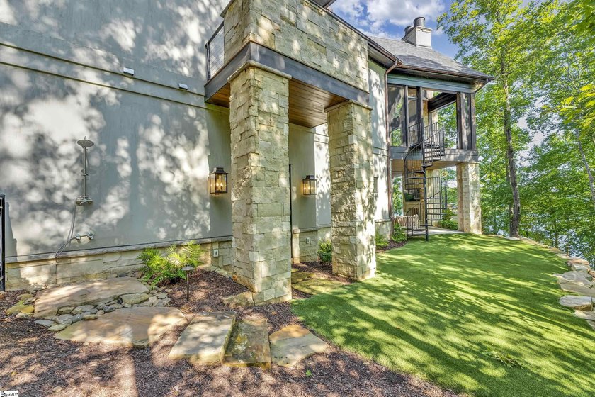 Former Dillard-Jones Show Home | A Masterpiece of Lakeside - photo 41