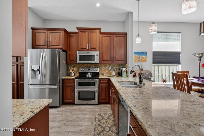 Don't Miss This One! Beautifully updated and well maintained - photo 12
