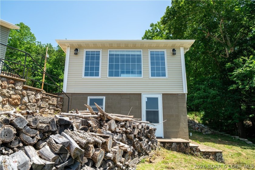 Not one house, but two houses! These homes offer great rental - photo 45