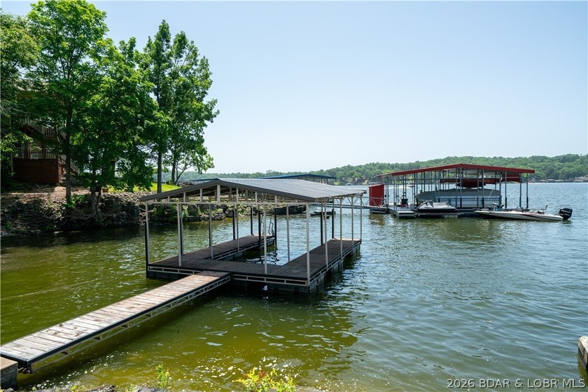 Not one house, but two houses! These homes offer great rental - photo 50