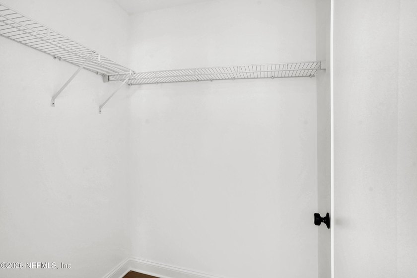 Welcome to your dream home in a charming, non-HOA community! - photo 15
