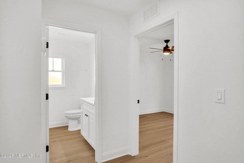 Welcome to your dream home in a charming, non-HOA community! - photo 17