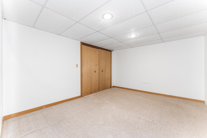 Versatility meets one of Eagle River's best-kept lakefront - photo 20