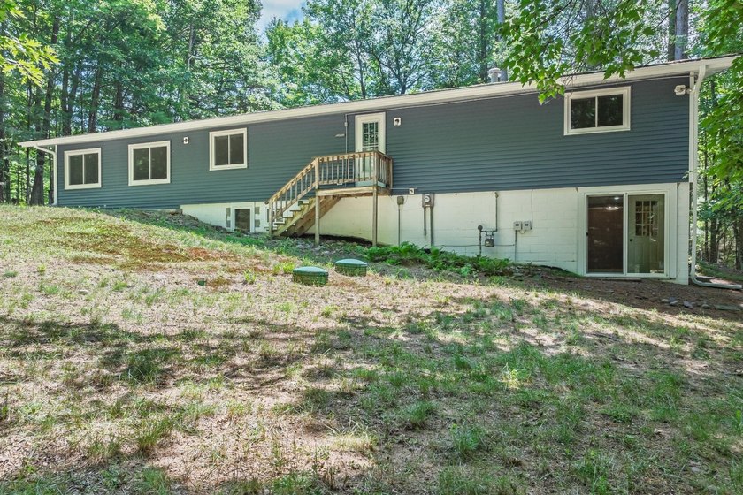 Versatility meets one of Eagle River's best-kept lakefront - photo 22
