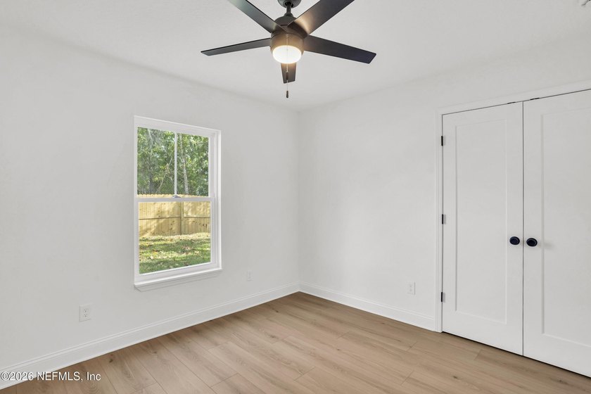 Welcome to your dream home in a charming, non-HOA community! - photo 22