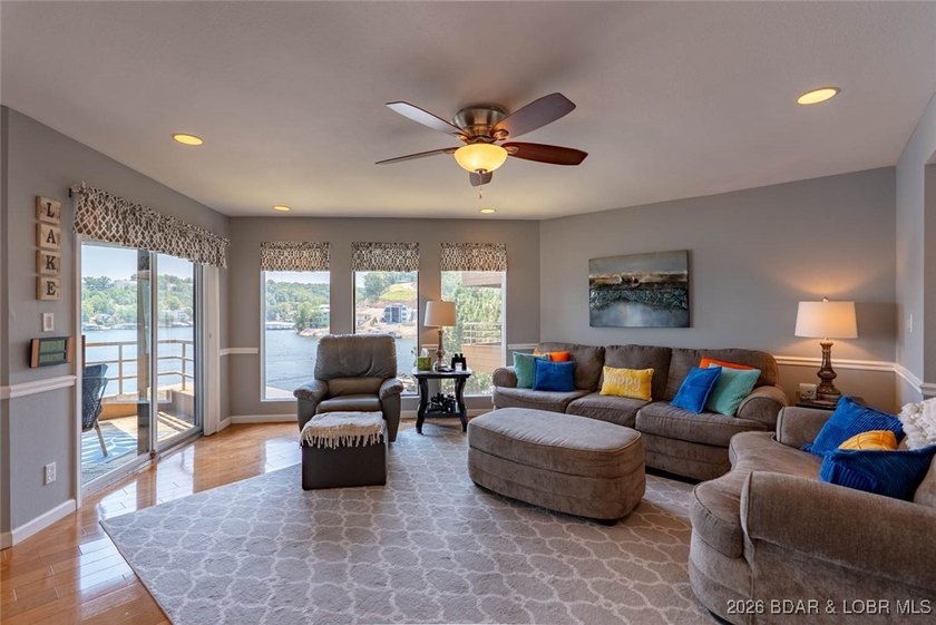Check this beauty out! This well-cared-for, urn-key unit - photo 4