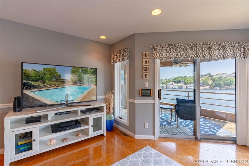 Check this beauty out! This well-cared-for, urn-key unit - photo 6